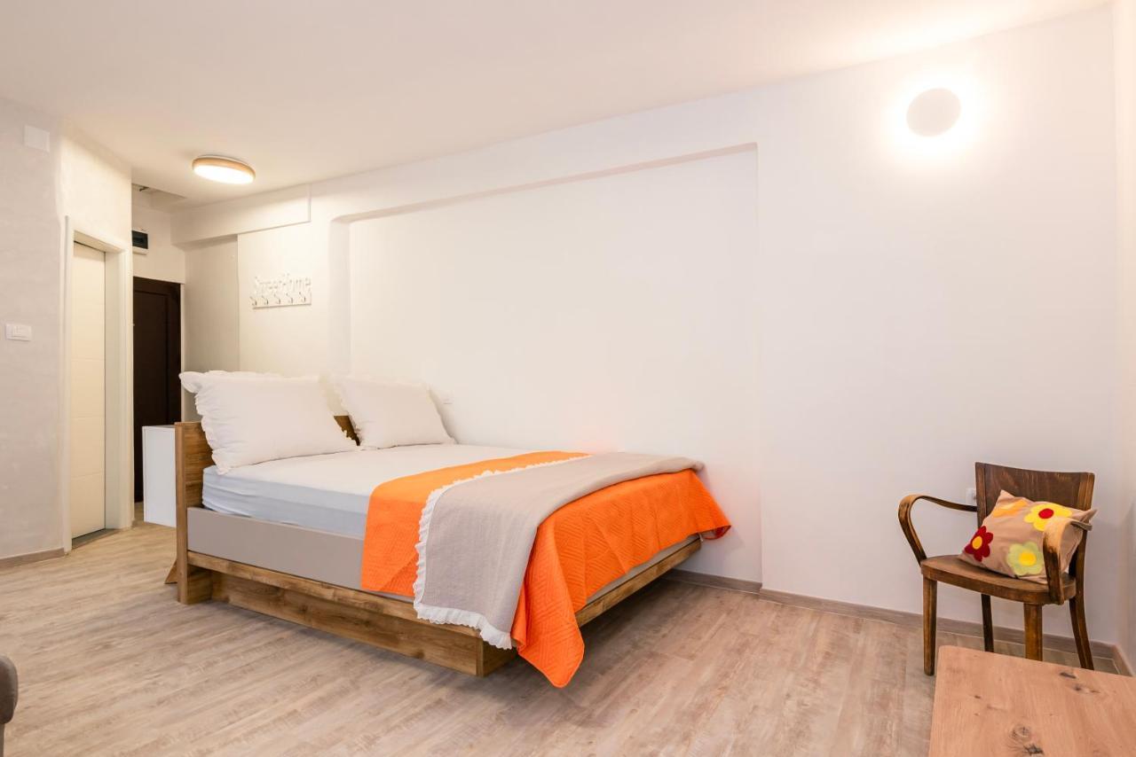 Studio Apartman Max Center Of The Old Town Free Parking Beautiful View Šibenik Exteriér fotografie